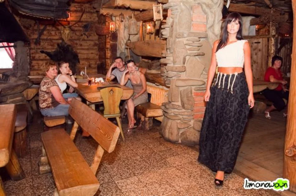 Pokazy mody w Młynie - zdjęcie 2