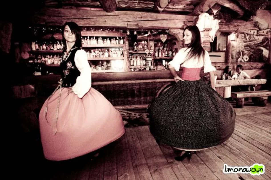 Pokazy mody w Młynie - zdjęcie 13