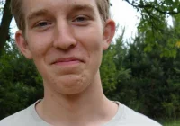 Przełom w sprawie zaginionego 17-latka - widziano go, gdy wysiadał z autobusu - zdjęcie główne