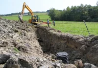 Budowa sieci kanalizacyjnej w kolejnej części gminy - zdjęcie główne