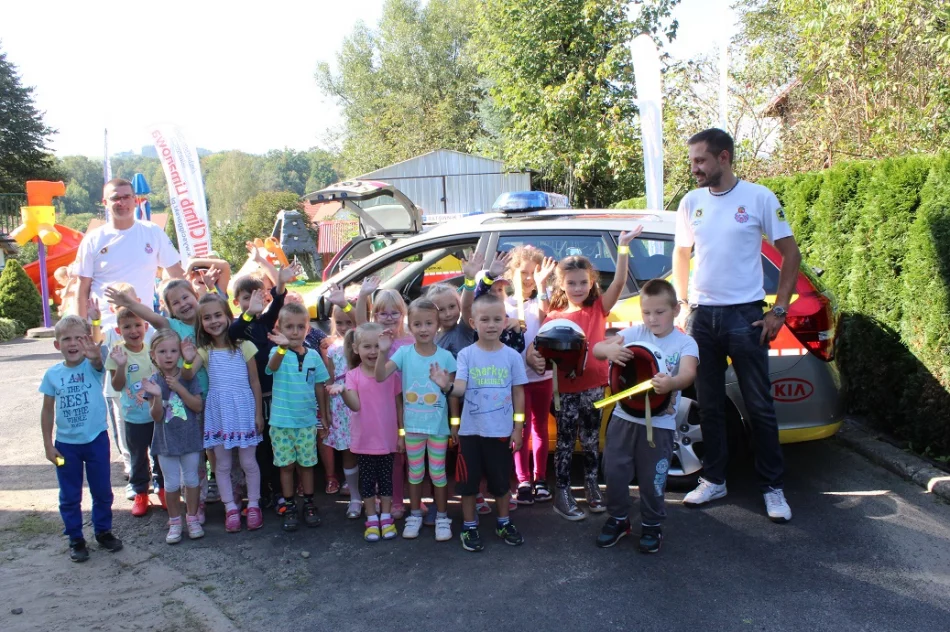 Spotkanie z ratownikami w Miejskim Przedszkolu Nr 2 - zdjęcie 18