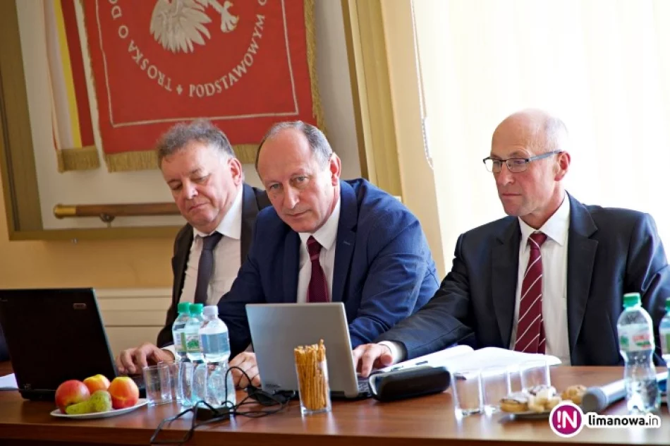 Komisja rewizyjna skontroluje działalność Zarządu Powiatu ws. kontrowersyjnej inwestycji - zdjęcie 2