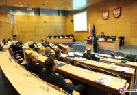 Obejrzyj retransmisję sesji małopolskiego sejmiku - zdjęcie główne