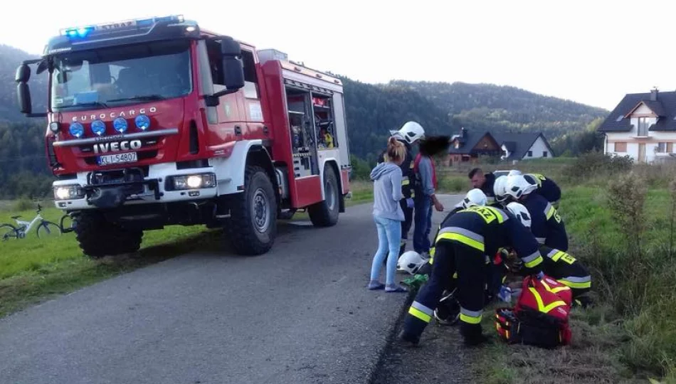 Przejażdżka na motocyklu zakończyła się upadkiem i obrażeniami u 6-latka - zdjęcie 1