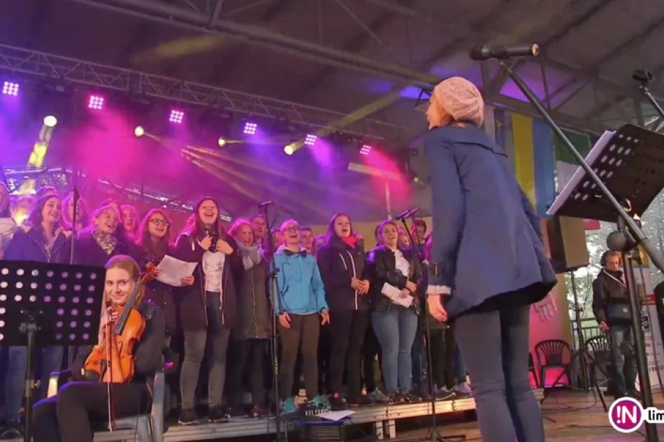 Kilka tysięcy osób wzięło udział w Synaju w Limanowej (retransmisja) - zdjęcie 4