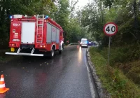 Nowa nawierzchnia bardzo śliska po deszczu. Według miejscowych, po remoncie wzrosła liczba kolizji - zdjęcie główne