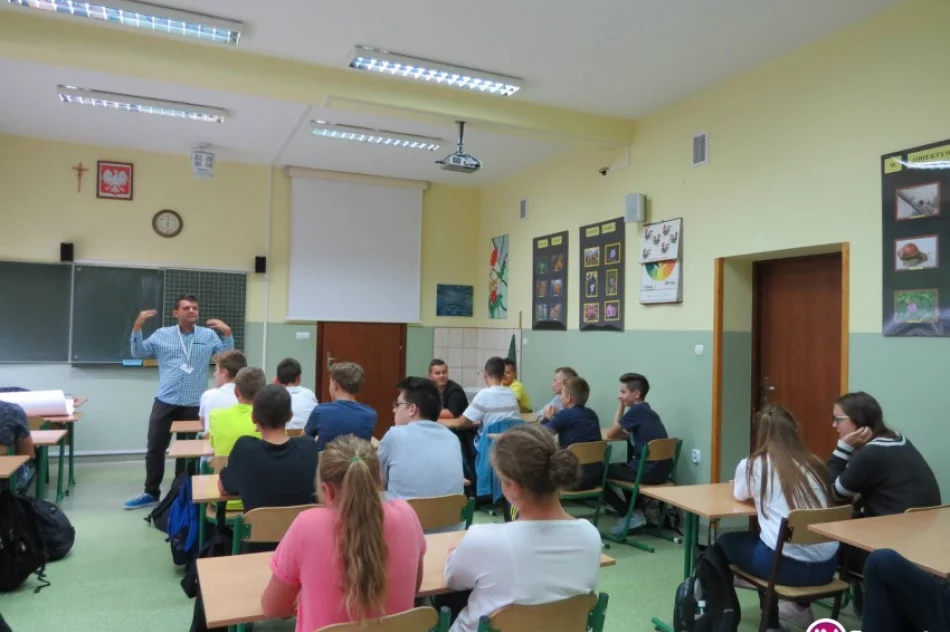 Młodzi 'Cybernauci' uczyli się o bezpieczeństwie w sieci - zdjęcie 4