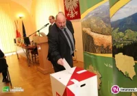 Nikt nie wie, kto rekomendował radnego. Był osobą z 'bazy'? - zdjęcie główne