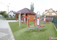 Powstał plac zabaw z siłownią zewnętrzną i altaną - zdjęcie główne