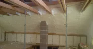 Cieplejszy dom zimą - docieplanie pianą poddaszy i skosów betonowych - zdjęcie 2