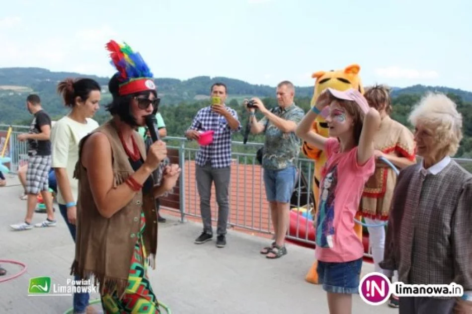 Było 'kolorowo i bezpiecznie' na spotkaniu rodzin zastępczych - zdjęcie 2