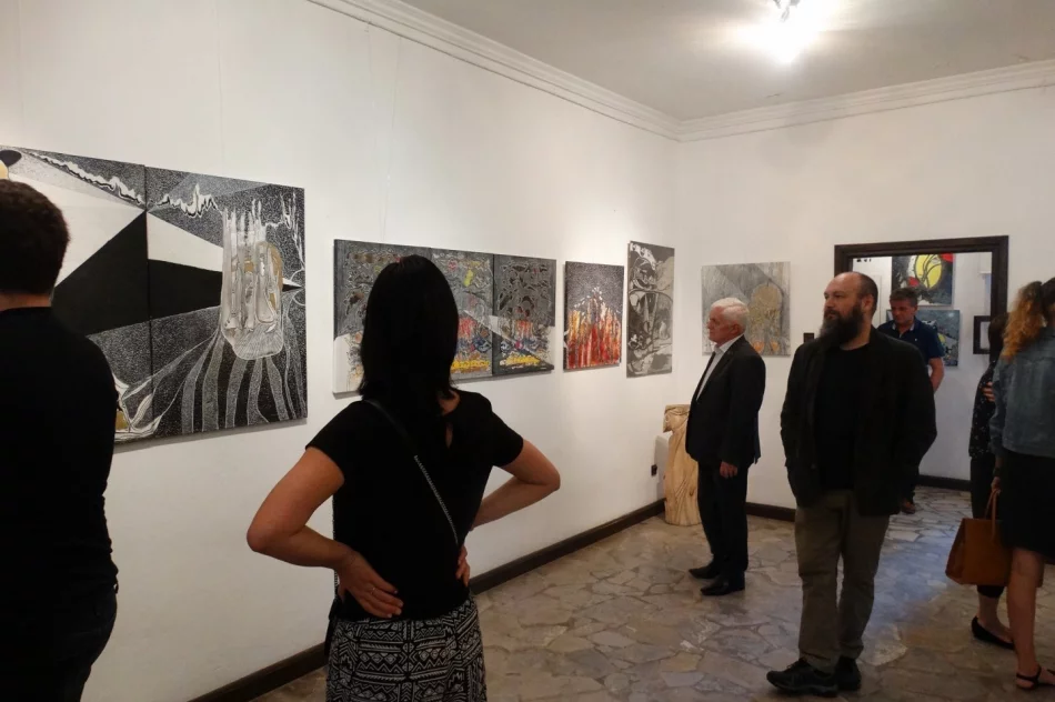 NOWA MIŁOŚĆ I PIĘKNA ZDRADA – WYSTAWY ARTYSTYCZNE W LIMANOWSKIM MUZEUM - zdjęcie 8