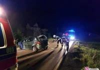 Dachowanie Peugeota. Wyglądało groźnie, na szczęście 22-latce nic się nie stało - zdjęcie główne