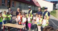 „Miasteczko rowerowe” - plenerowa zabawa z walorem edukacyjnym w SP Mordarka  - zdjęcie 5
