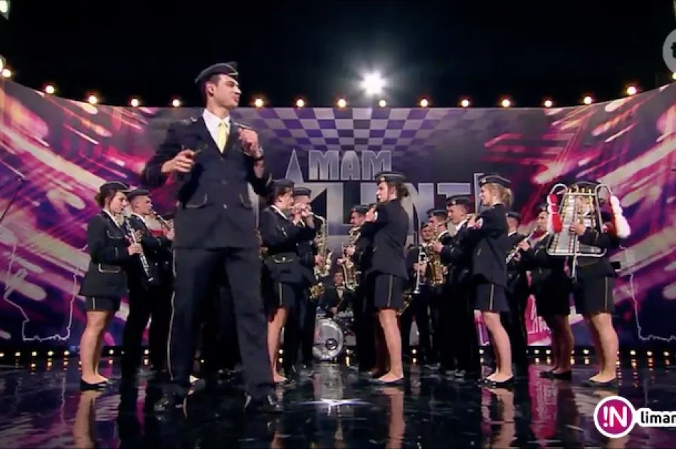 Wraz z orkiestrą oczarował jurorów 'Mam Talent' - zdjęcie 4