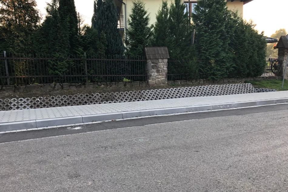 Zakaz użytkowania... chodnika - zdjęcie 5