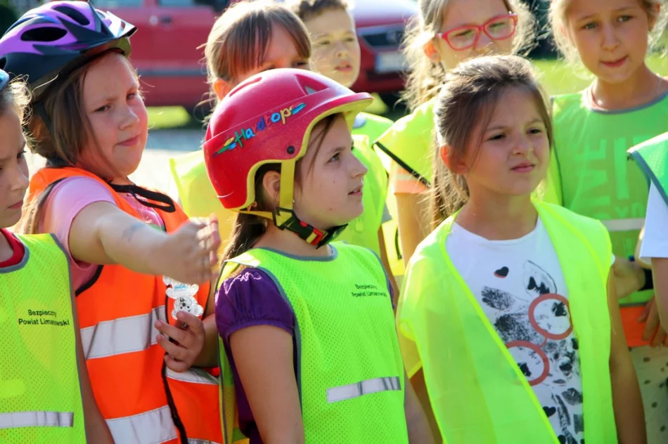 Zabawa sposobem na naukę zasad bezpieczeństwa - zdjęcie 3