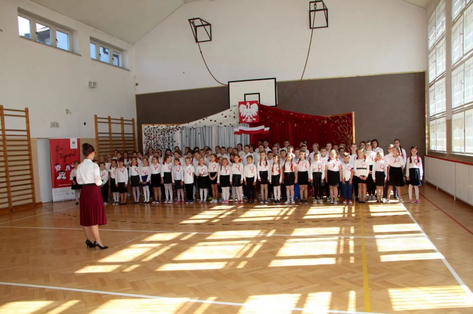 Zaśpiewajmy razem dla Ojczyzny! - zdjęcie 3