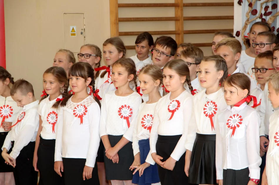 Zaśpiewajmy razem dla Ojczyzny! - zdjęcie 14