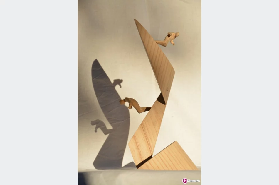 „Dłutem, Pędzlem, Obiektywem” - rodzinna wystawa - zdjęcie 3