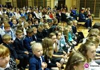 Pierwszy dzwonek w szkolnych murach - zdjęcie główne