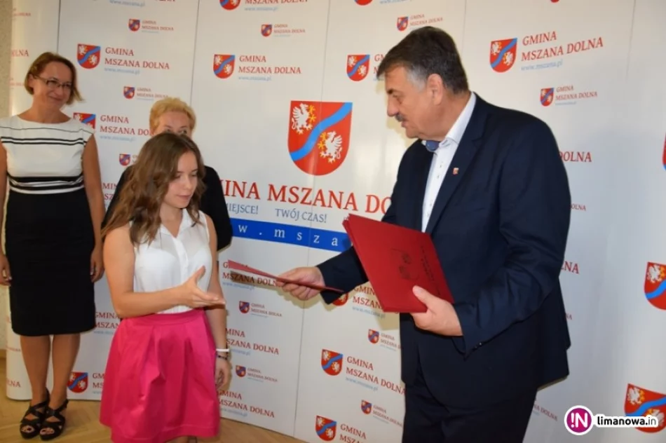 Nagrody za twórczość artystyczną i wyniki sportowe - zdjęcie 2