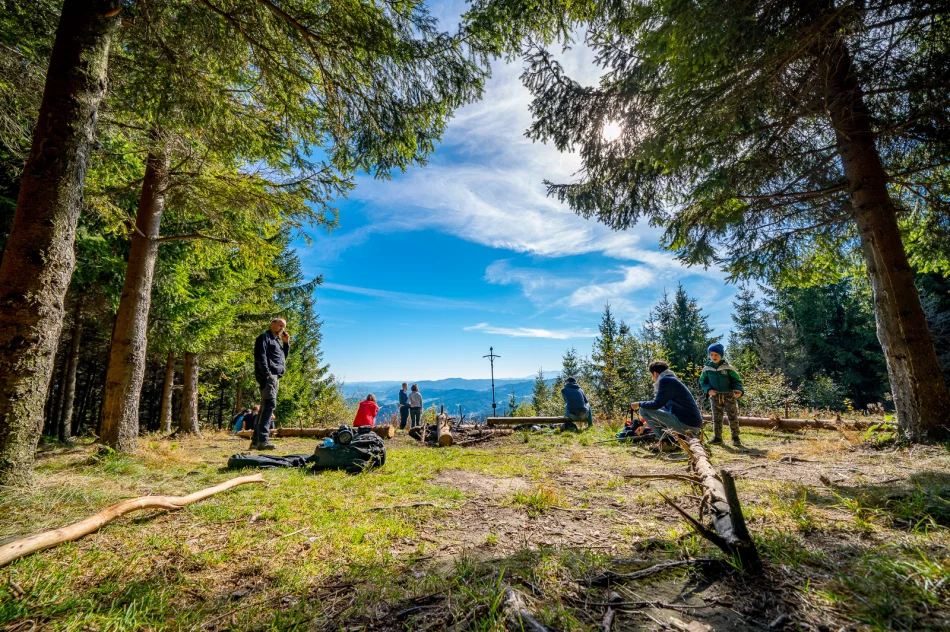Piękna Mogielica, ale pełna... śmieci - zdjęcie 7