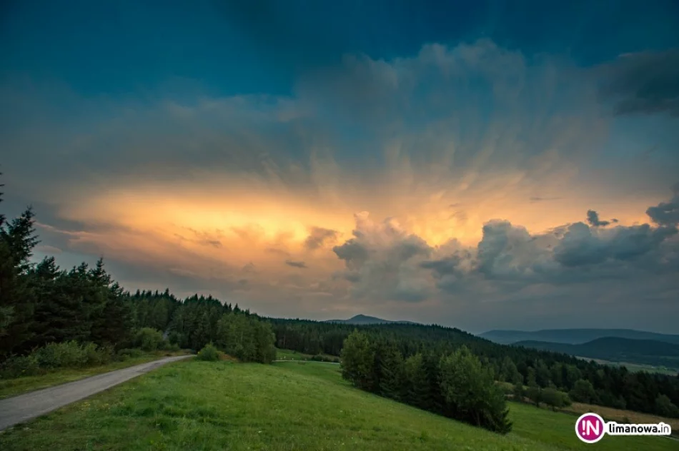 Możliwe burze i grad - ostrzeżenie. Zdjęcia chmury burzowej - zdjęcie 2