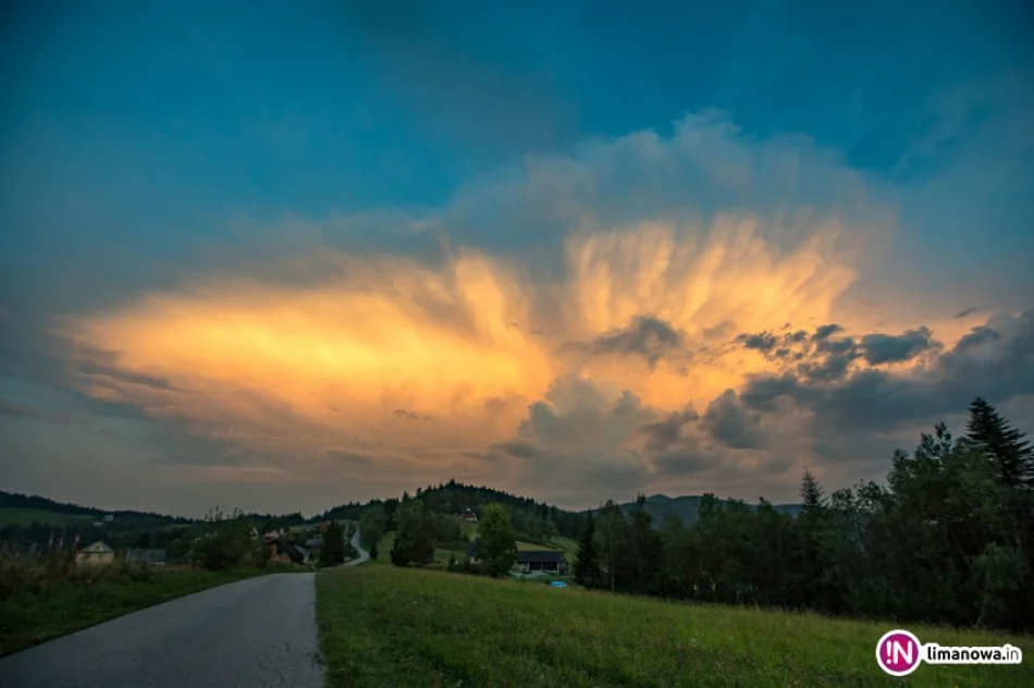 Możliwe burze i grad - ostrzeżenie. Zdjęcia chmury burzowej - zdjęcie 3