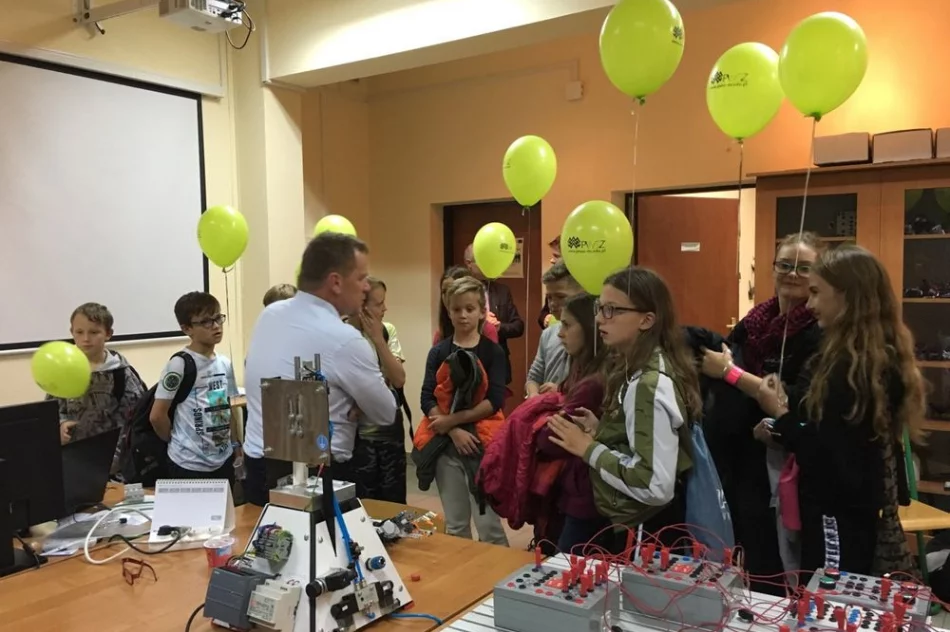 Uczniowie z Mordarki i Kaniny na Małopolskiej Nocy Naukowców 2018 - zdjęcie 3