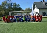 Szkółka piłkarska z Warszawy na obiektach Sokoła Słopnice - zdjęcie główne