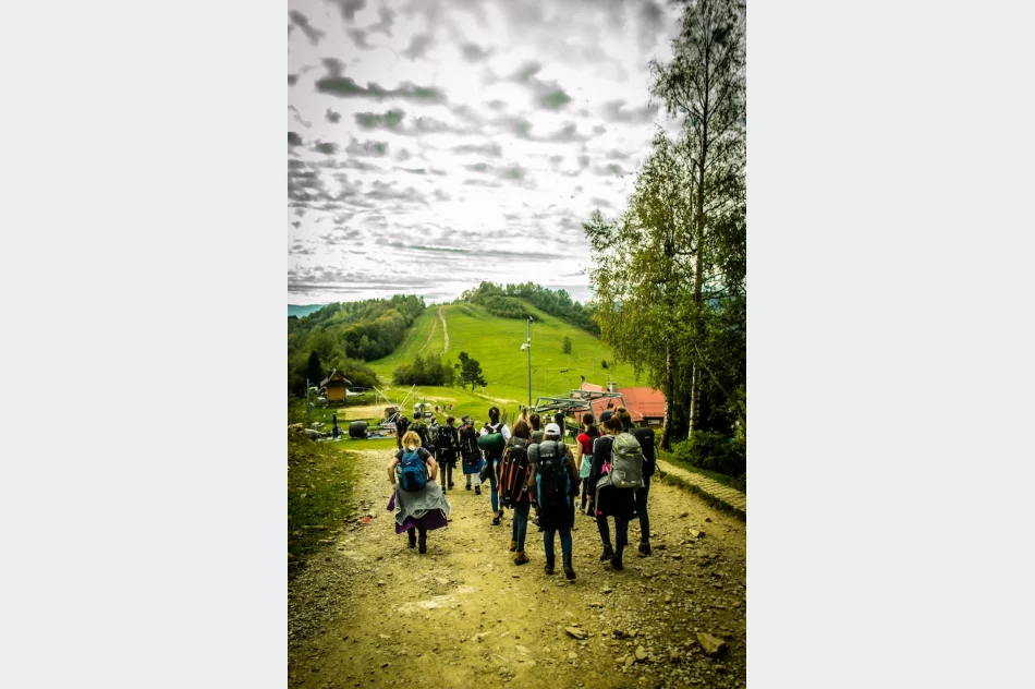 Wędrowali dla Niepodległej - zdjęcie 8