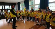 "Odblaskowa" czwórka - mrugające opaski dla 179 uczniów - zdjęcie 4