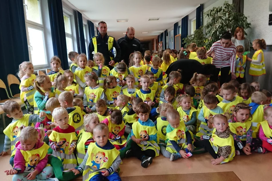 "Odblaskowa" czwórka - mrugające opaski dla 179 uczniów - zdjęcie 5