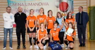 Dziewczęta z Nowego Rybia mistrzyniami halowej piłki nożnej  - zdjęcie 4
