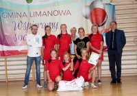 Dziewczęta z Nowego Rybia mistrzyniami halowej piłki nożnej  - zdjęcie główne