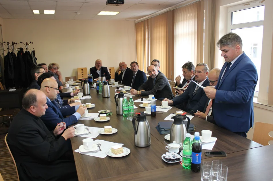 35.000,00 zł na zakup karetek dla limanowskiego szpitala  - zdjęcie 3