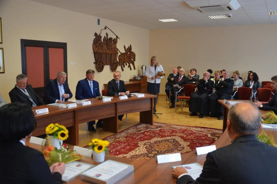 Uroczystą sesją uczcili patrona miasta - zdjęcie 6