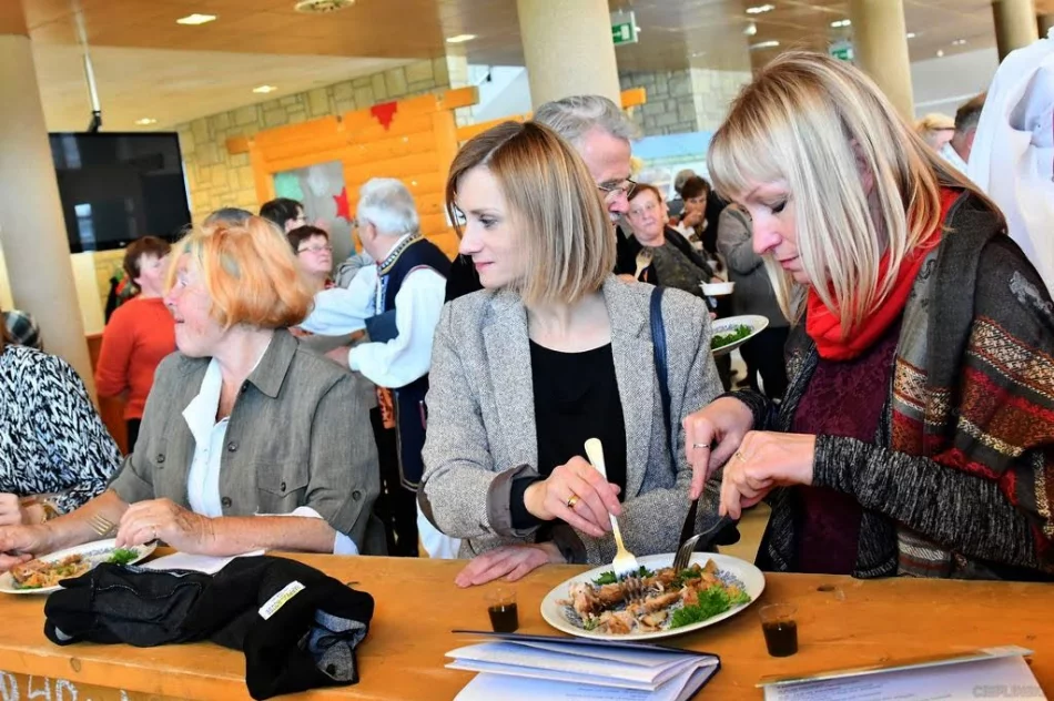 GRAND PRIX Małopolskiego Przeglądu KGW dla gospodyń z Męciny - zdjęcie 11