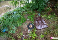 Śmieci, które czekają na większą wodę - zdjęcie główne