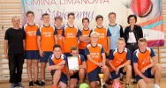 Chłopcy z Mordarki najlepsi w halowej piłce nożnej - zdjęcie 4