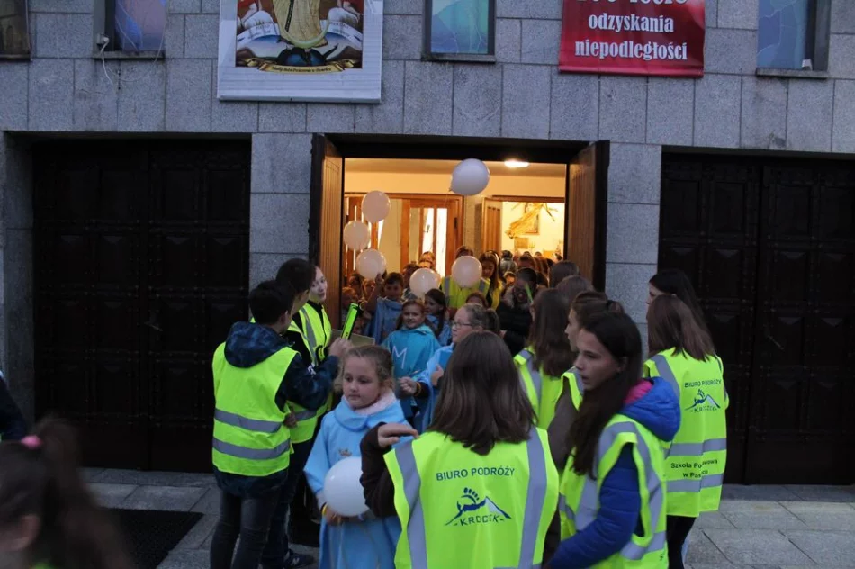 Odblaskowy różaniec w Pasierbcu - zdjęcie 11