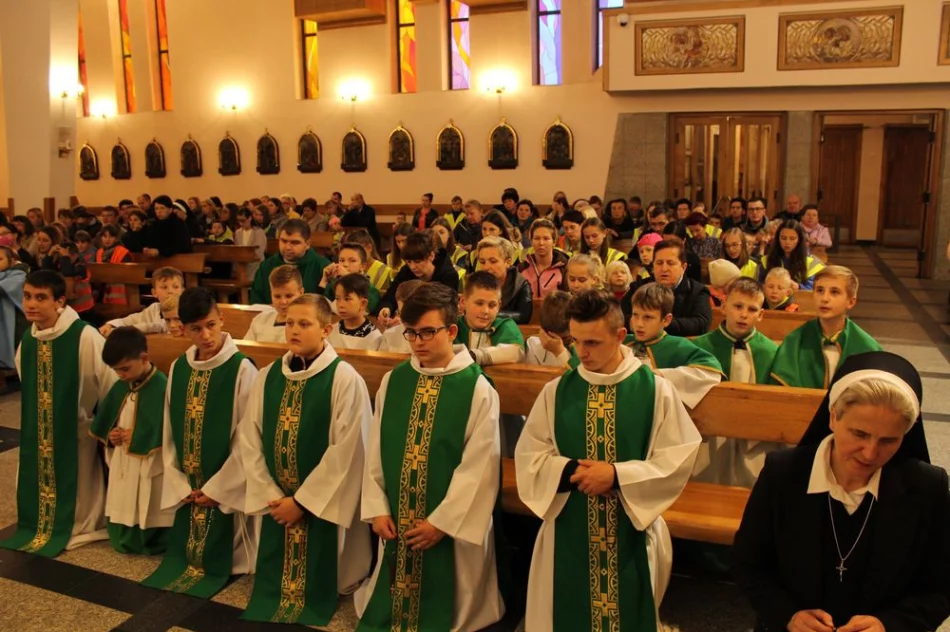 Odblaskowy różaniec w Pasierbcu - zdjęcie 12