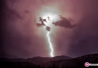 Uwaga na burze z gradem - drugi stopień zagrożenia - zdjęcie główne