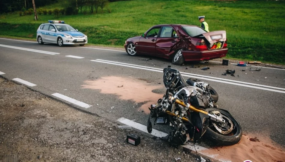 Zderzenie motocykla z samochodem - zdjęcie 1