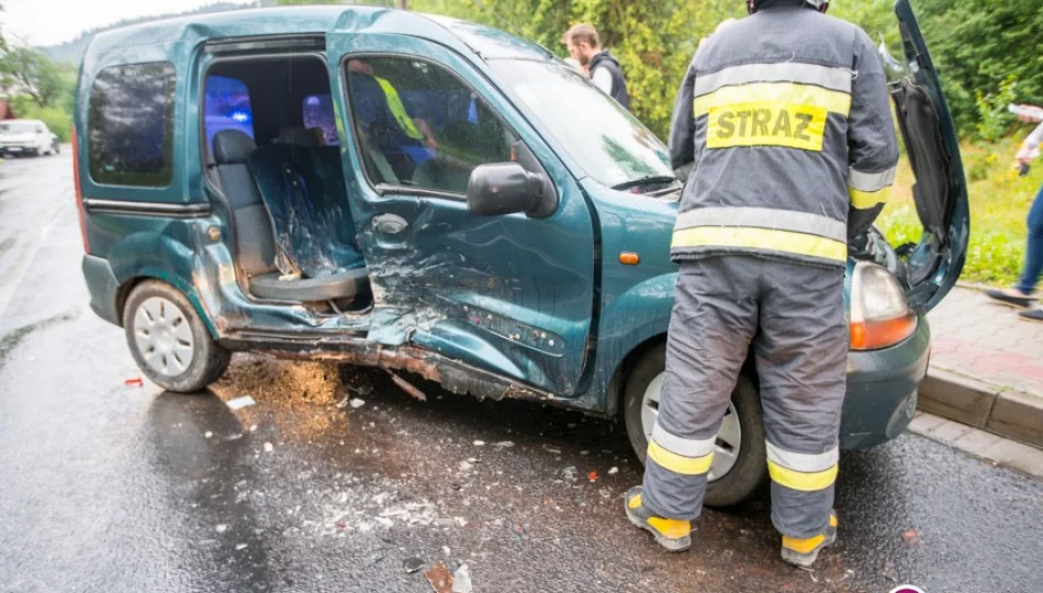 Zderzenie samochodów - jedna osoba ranna - zdjęcie 1