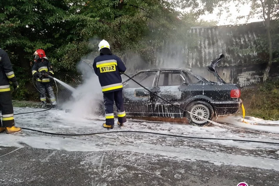 Audi stanęło w płomieniach - zdjęcie 4