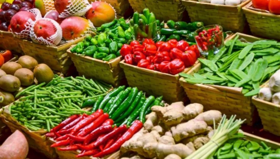 Dietetyk: jedzmy owoce i warzywa; zwłaszcza te o intensywnych barwach - zdjęcie 1
