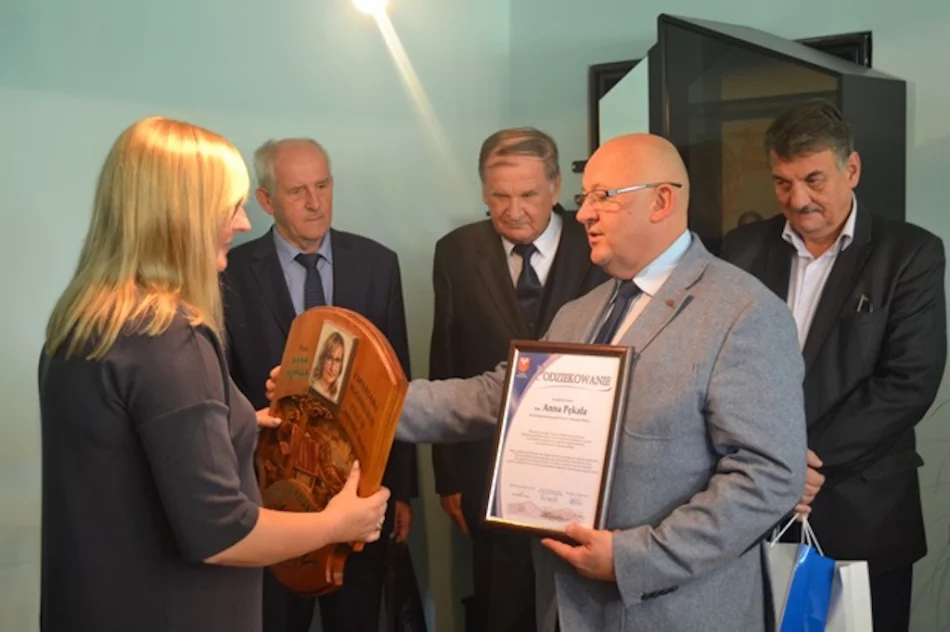 Uroczyste pożegnanie byłej komendant - zdjęcie 2