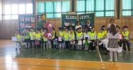 „Ślubowanie pierwszaków” w SP Mordarka z odblaskami w roli głównej - zdjęcie 5